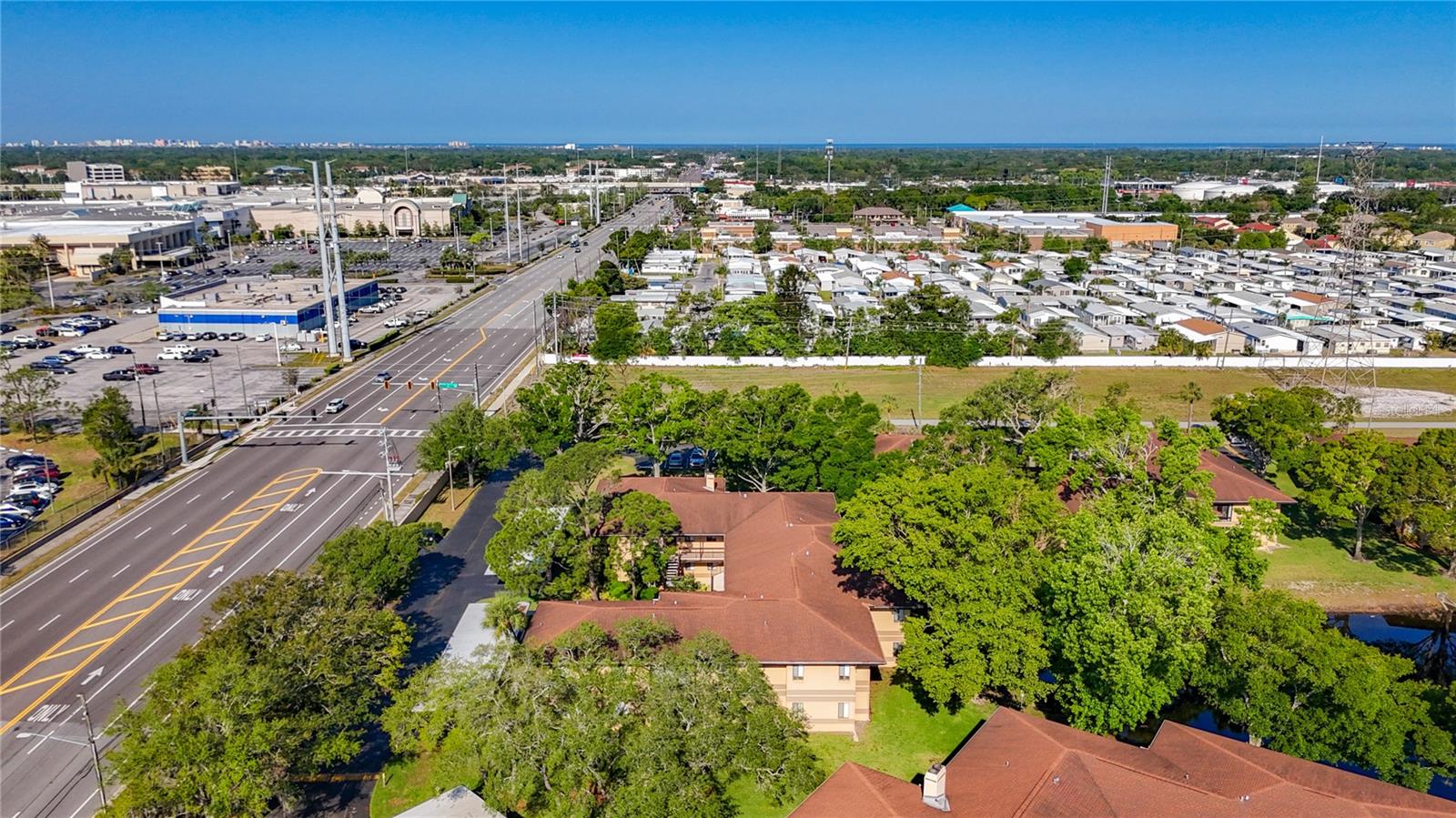 Image 22 of 63 For 2693 Sabal Springs Circle 206