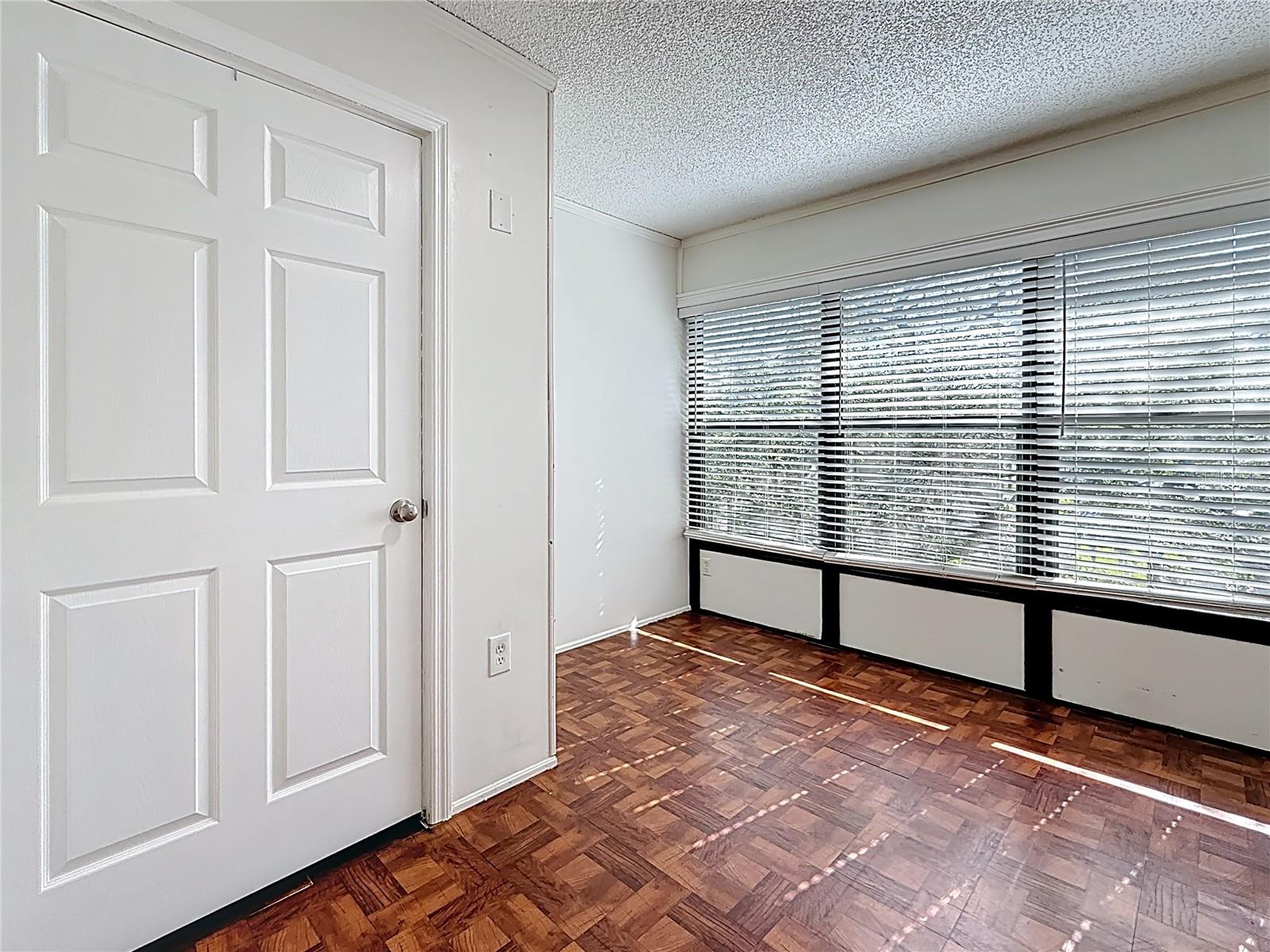 Image 35 of 63 For 2693 Sabal Springs Circle 206