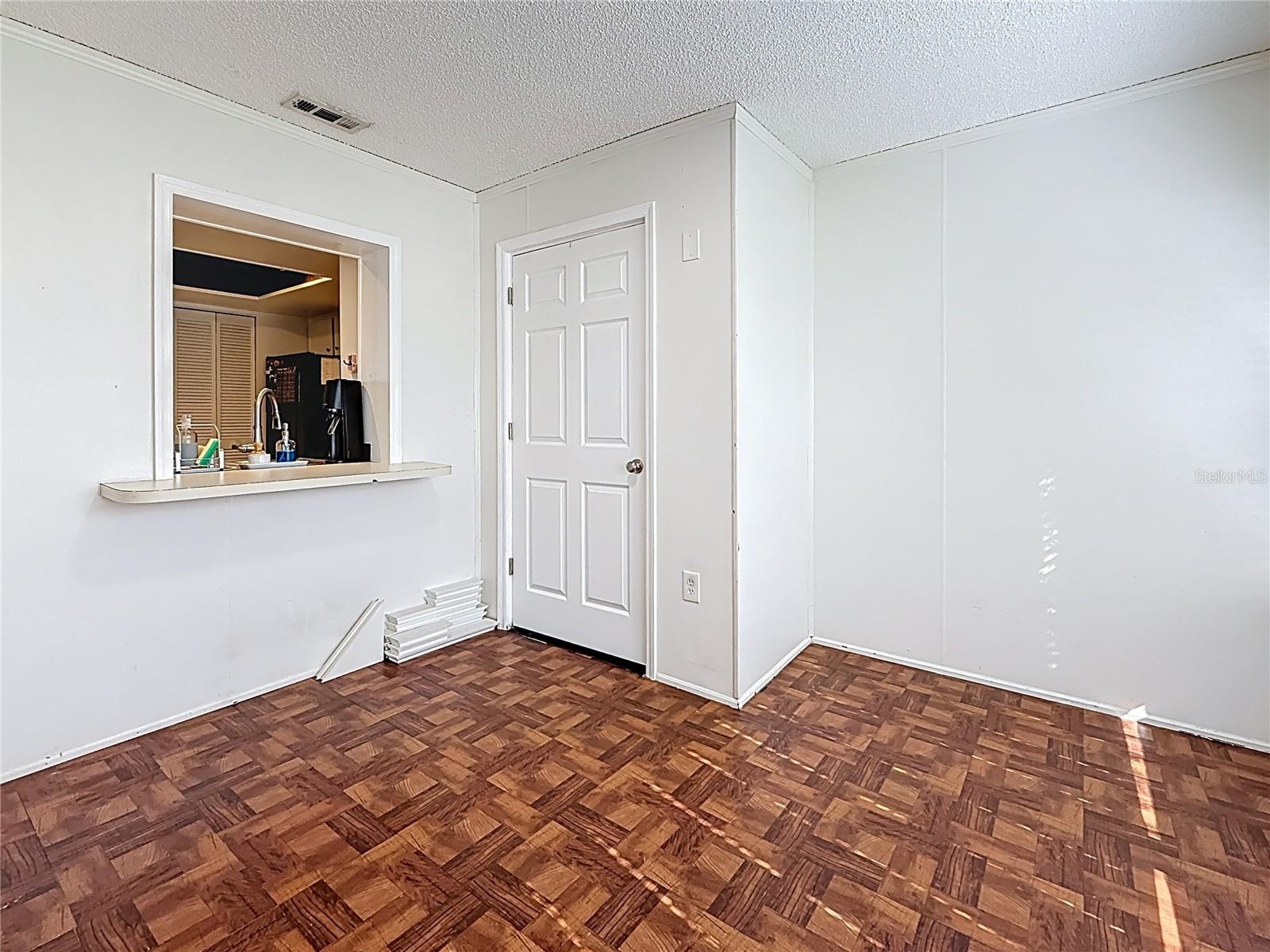 Image 40 of 63 For 2693 Sabal Springs Circle 206