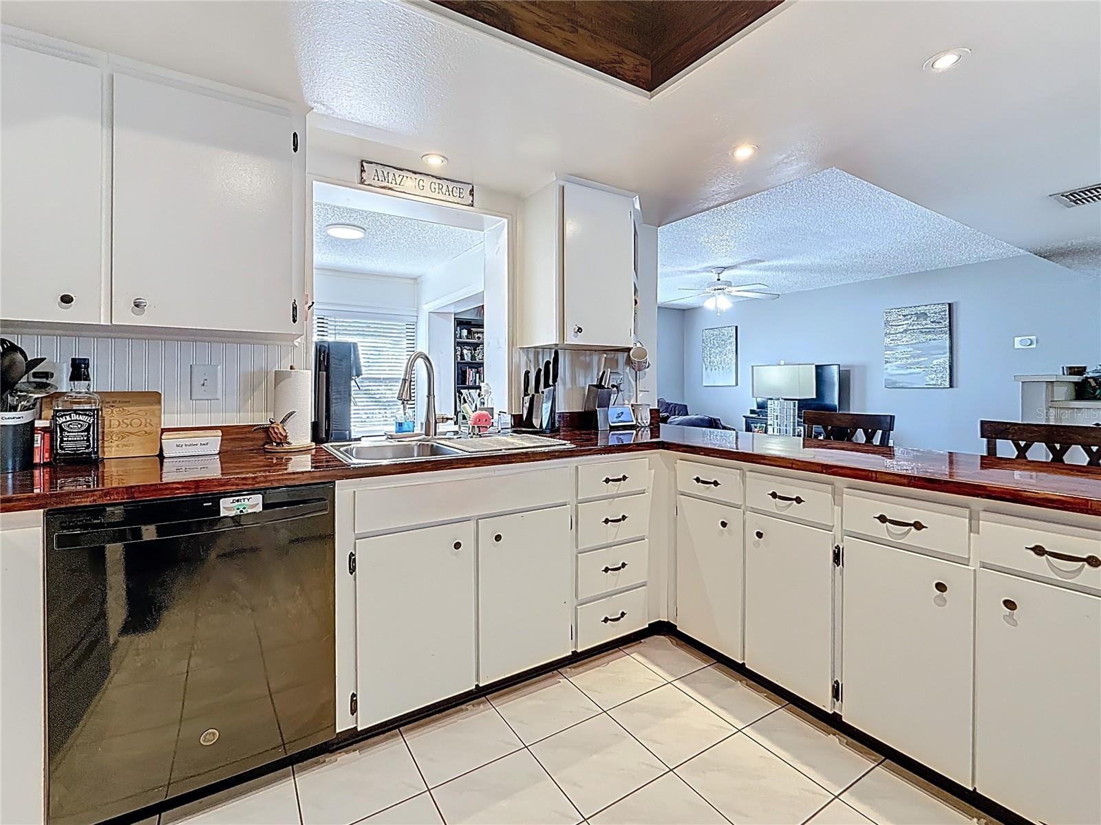 Image 46 of 63 For 2693 Sabal Springs Circle 206