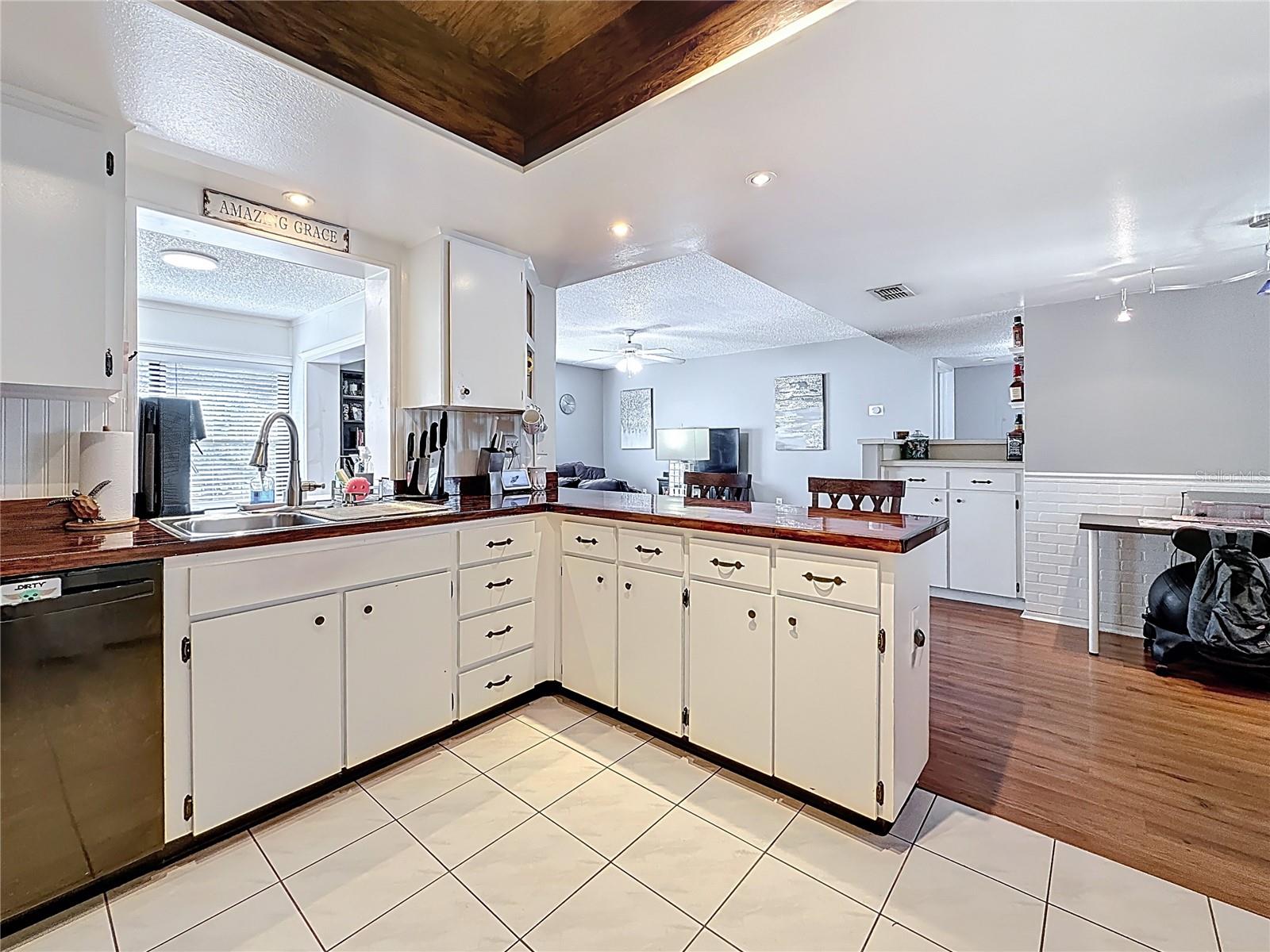 Image 48 of 63 For 2693 Sabal Springs Circle 206