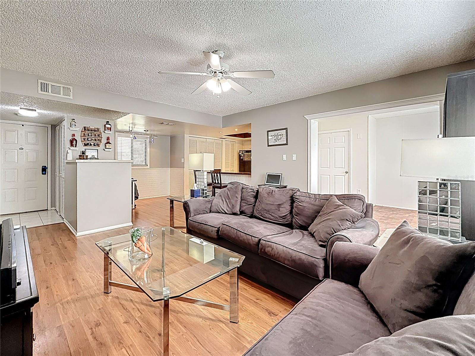 Image 53 of 63 For 2693 Sabal Springs Circle 206