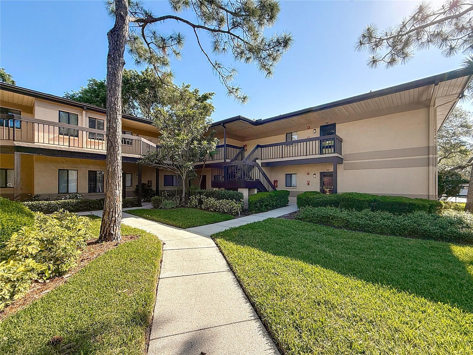 Image 7 of 63 For 2693 Sabal Springs Circle 206