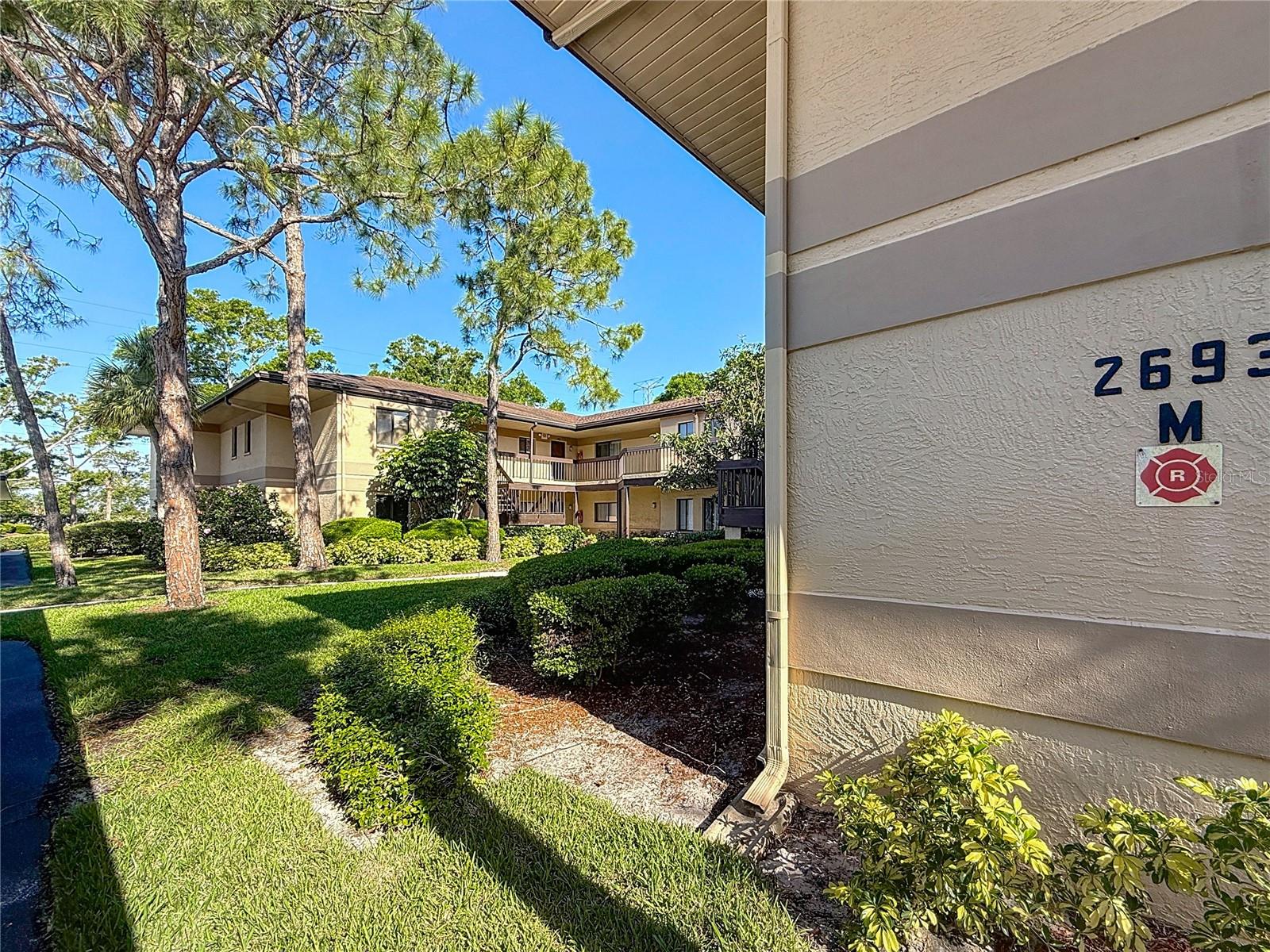 Image 8 of 63 For 2693 Sabal Springs Circle 206