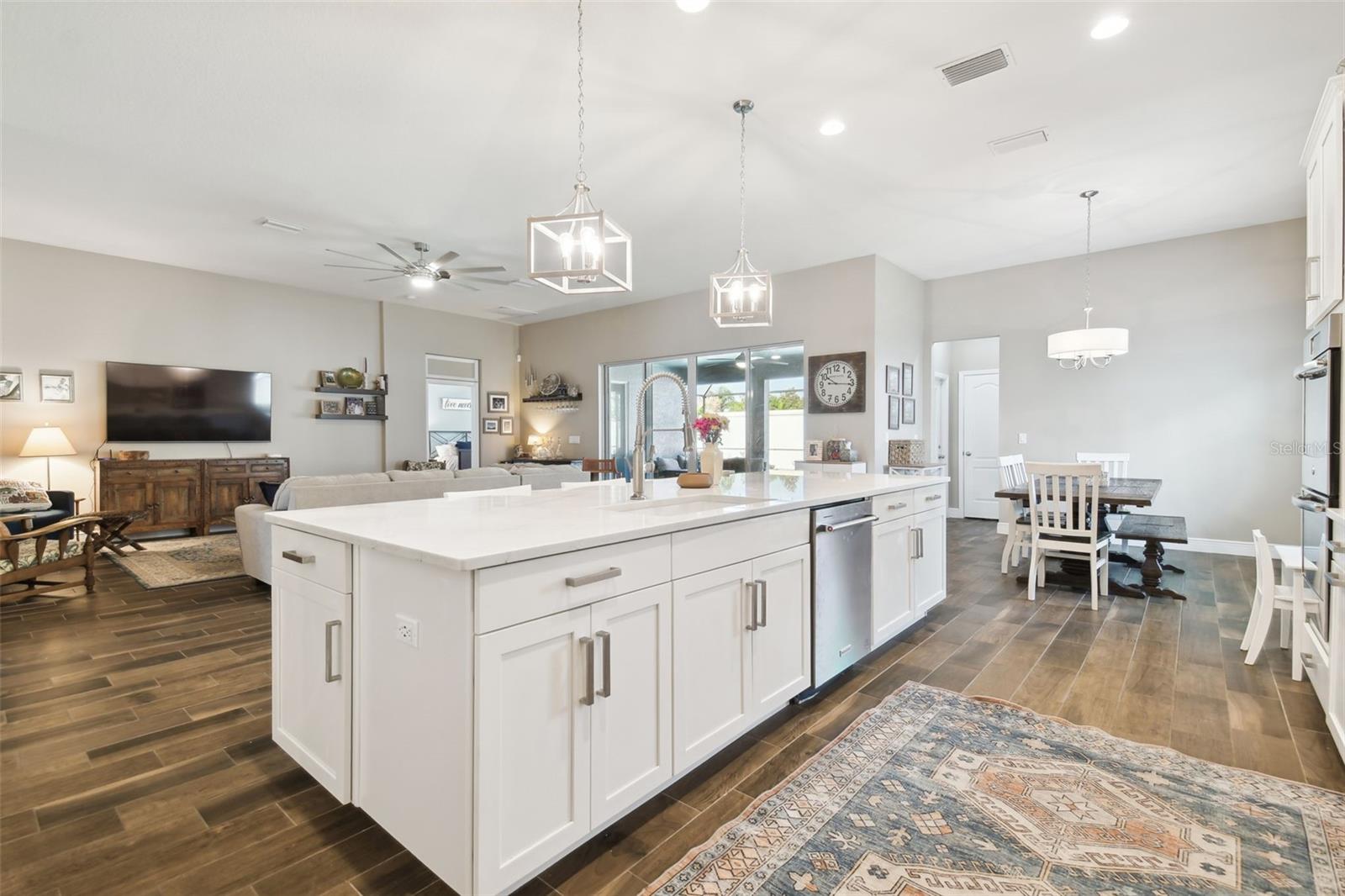 Image 20 of 72 For 11852 Lake Lucaya Drive