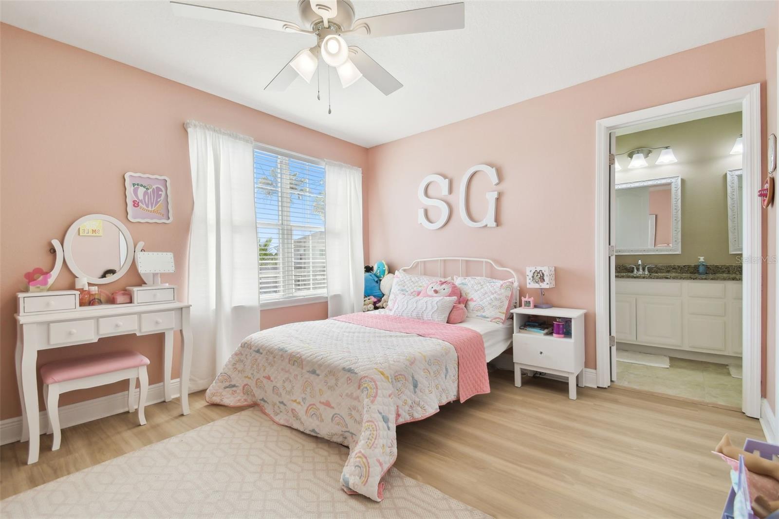 Image 45 of 72 For 11852 Lake Lucaya Drive