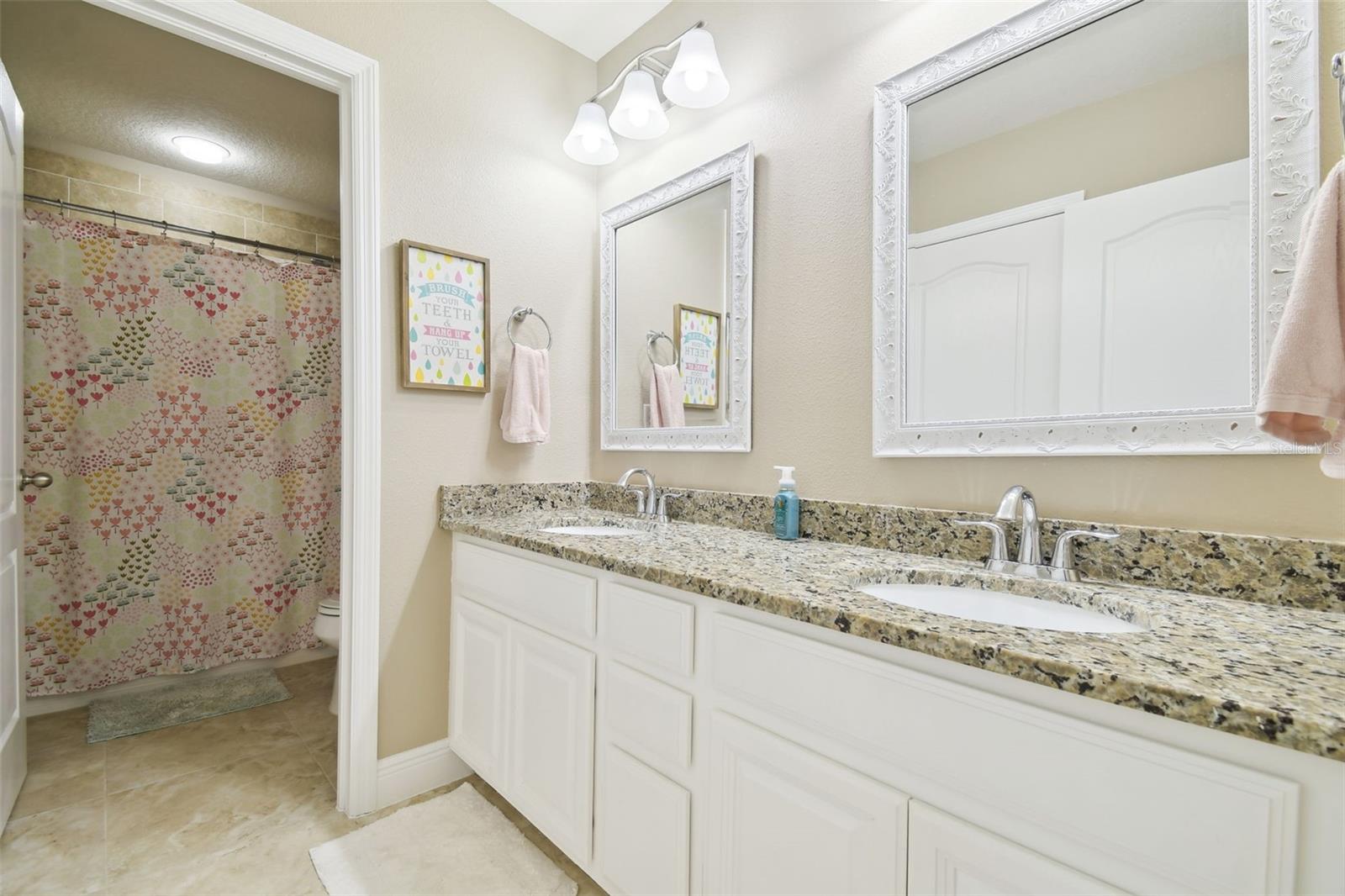 Image 47 of 72 For 11852 Lake Lucaya Drive