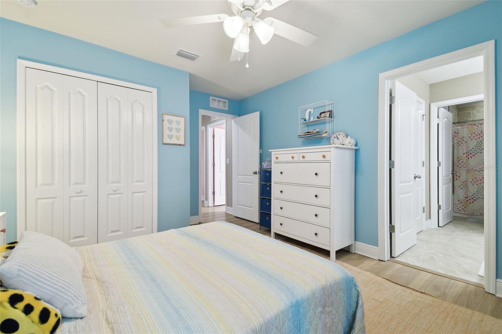 Image 51 of 72 For 11852 Lake Lucaya Drive