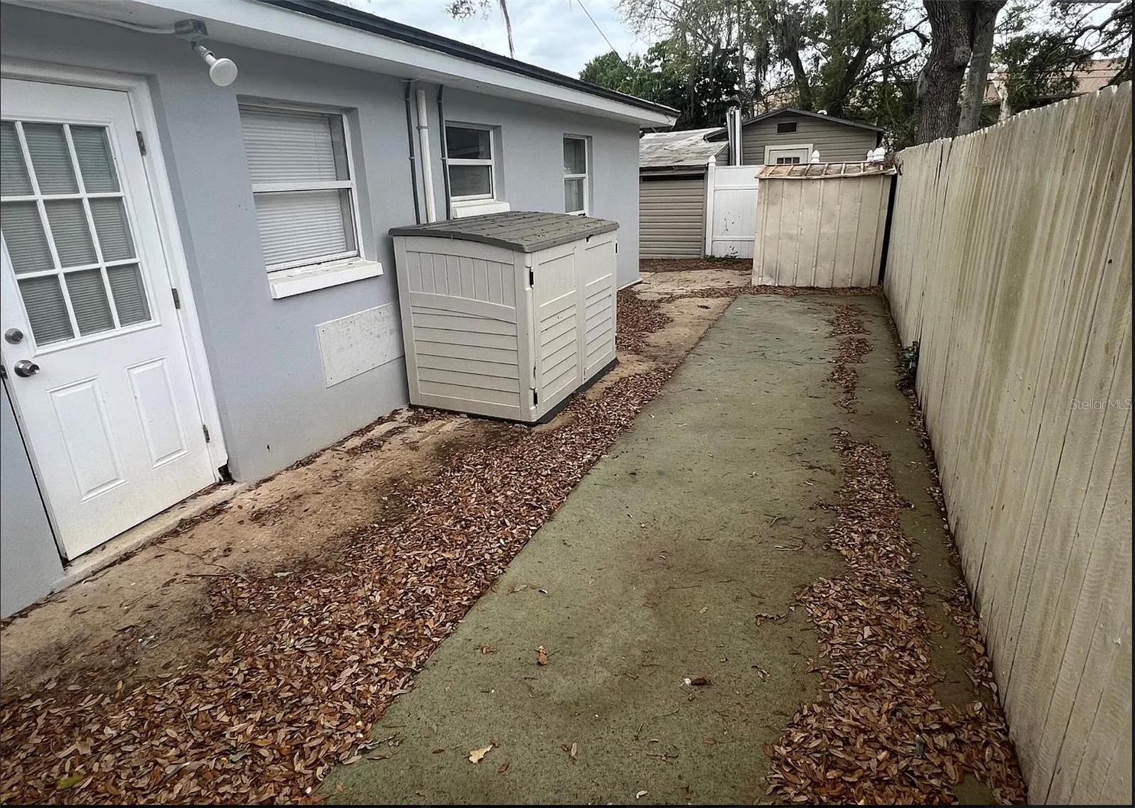 Image 5 of 30 For 766 Beltrees Street