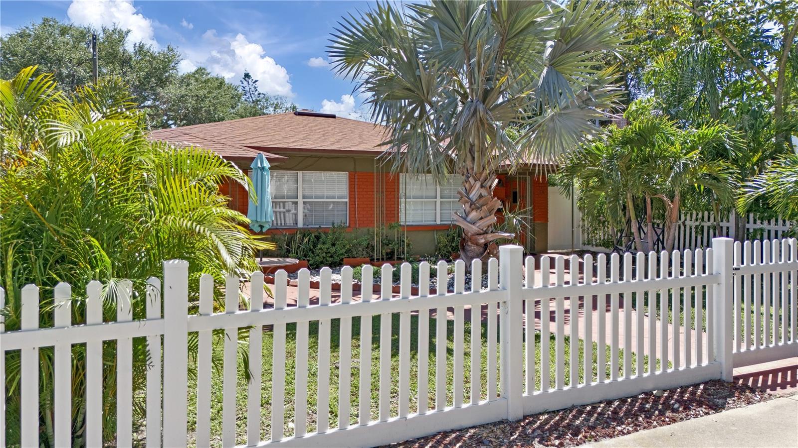 Details for 2016 2nd Avenue N, ST PETERSBURG, FL 33713