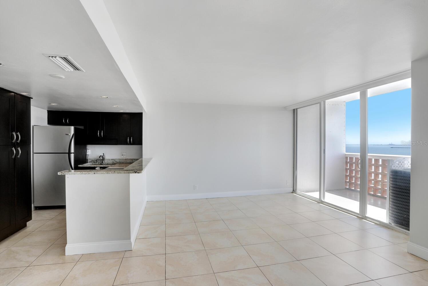 Image 6 of 19 For 4015 Bayshore Boulevard 8e