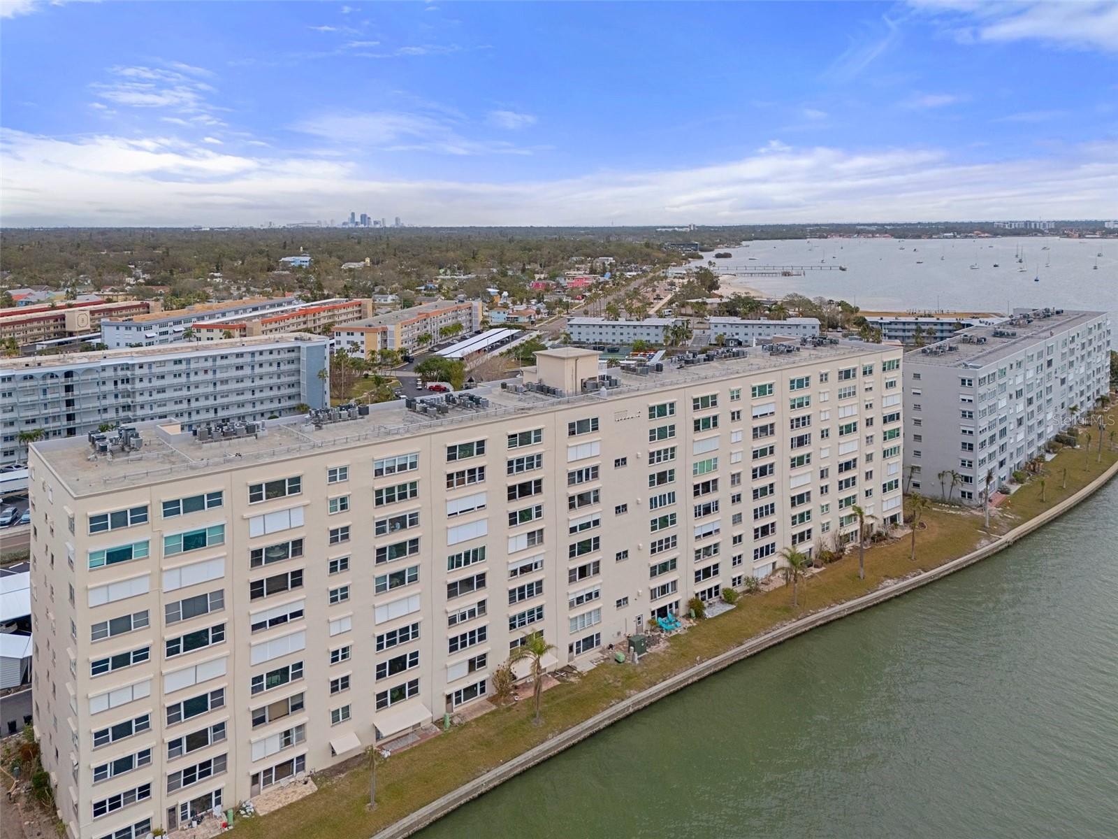 Image 48 of 49 For 5980 Shore Boulevard S 312