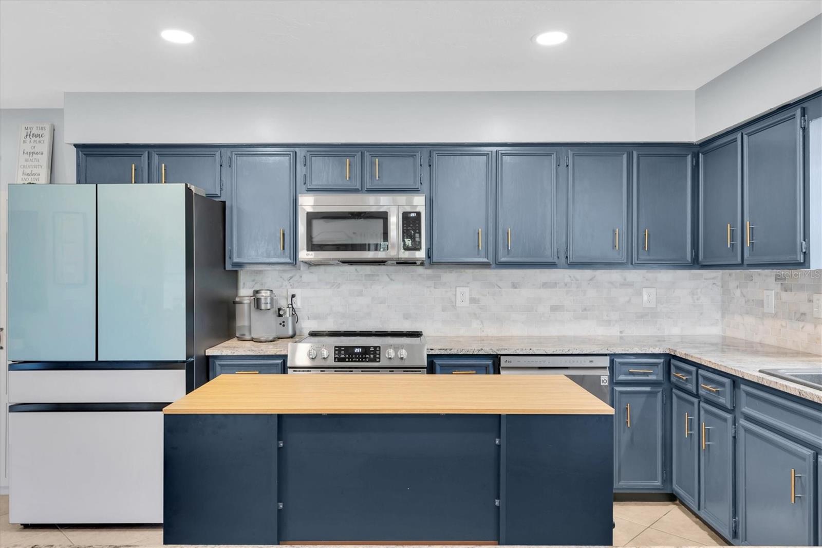 Image 12 of 48 For 315 Oakwood Boulevard