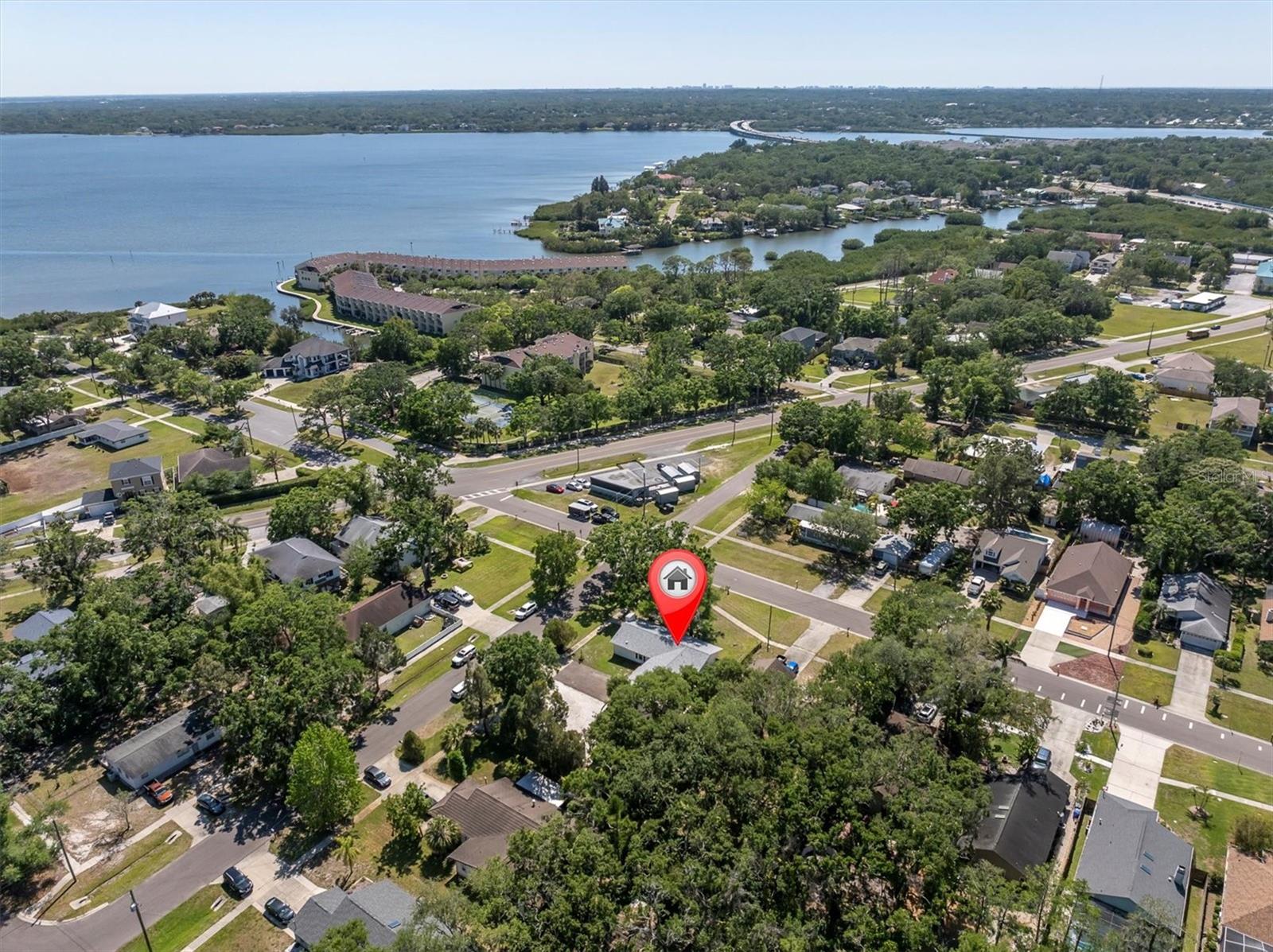 Image 41 of 48 For 315 Oakwood Boulevard