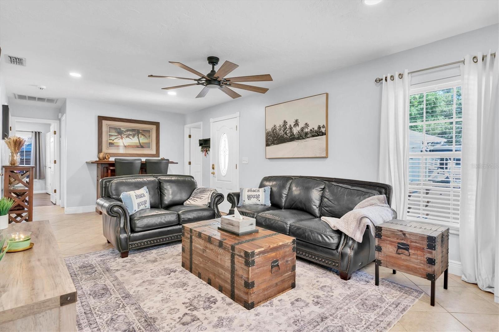 Image 9 of 48 For 315 Oakwood Boulevard