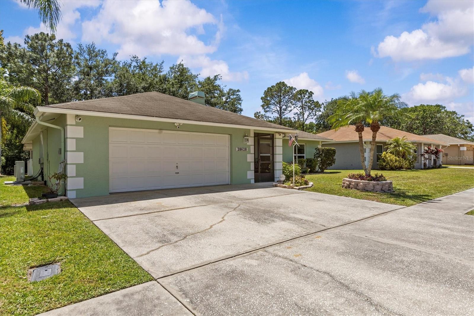 Image 39 of 55 For 28628 Twinbrook  Ln