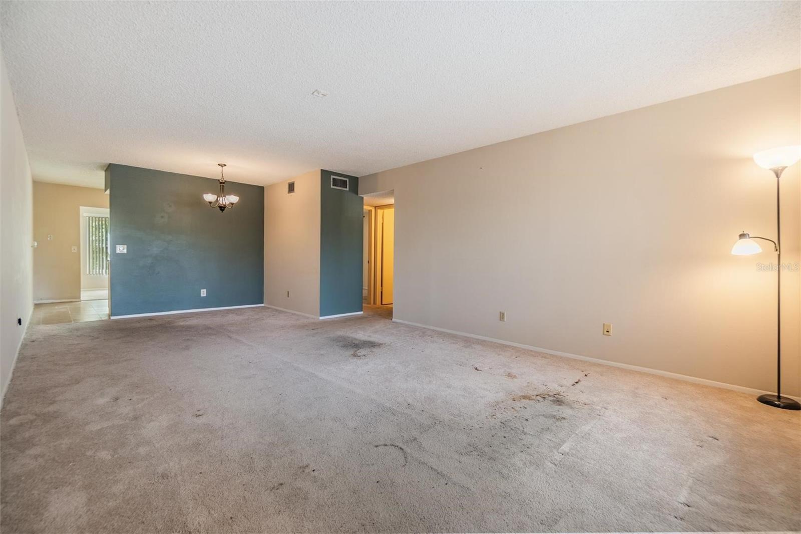 Image 6 of 39 For 2310 Denmark Street 30