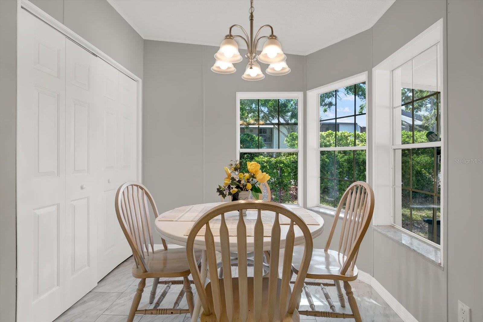 Image 10 of 21 For 11300 124th Avenue 40