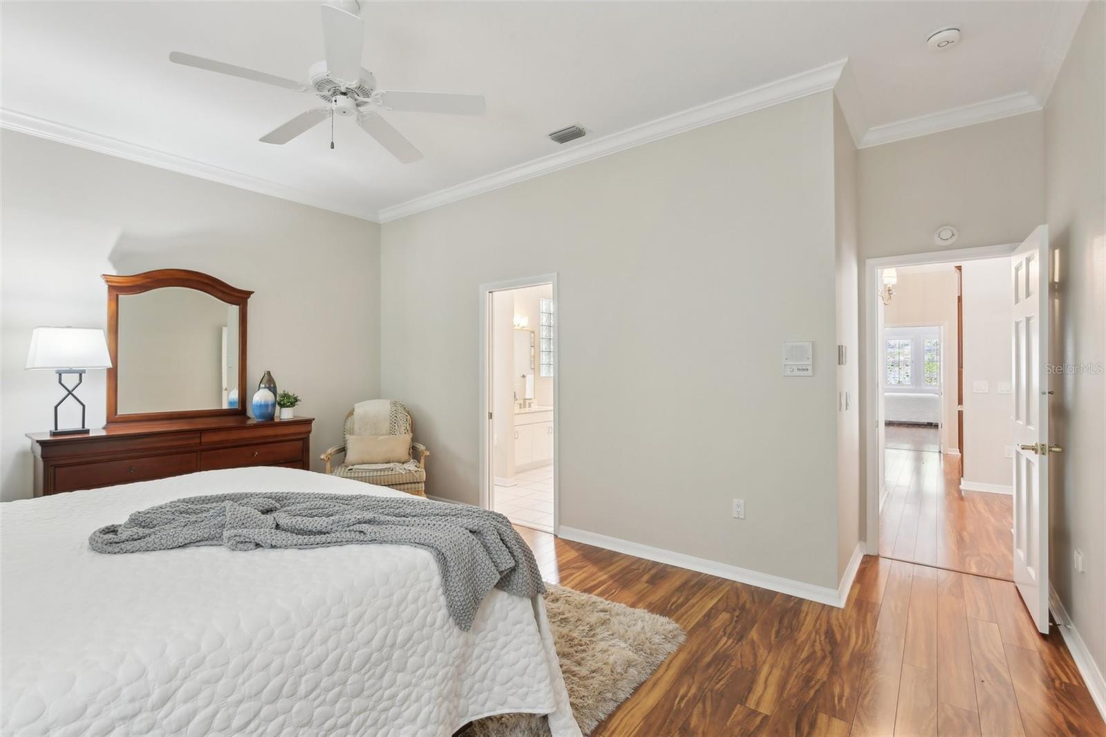 Image 17 of 42 For 15324 Sherwood Forest Drive