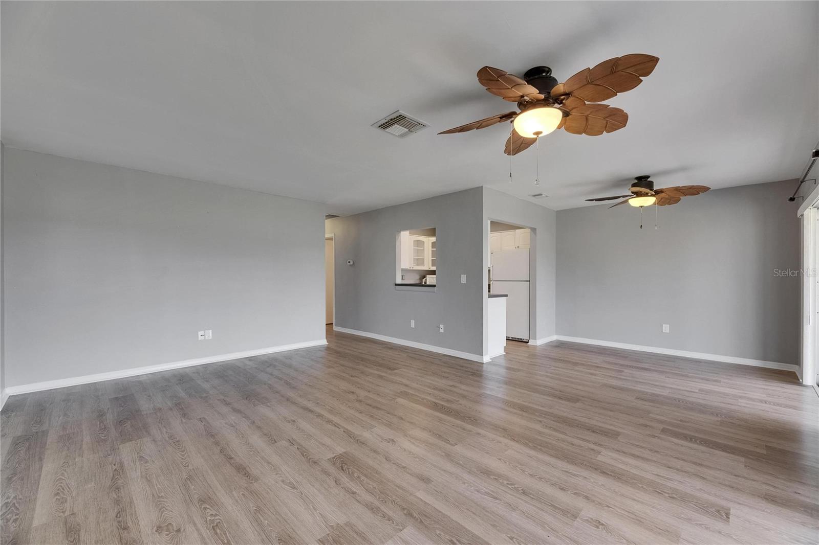 Image 12 of 48 For 2313 Grenoble Place 2313