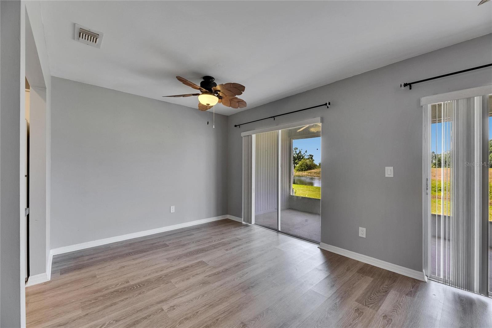 Image 16 of 48 For 2313 Grenoble Place 2313
