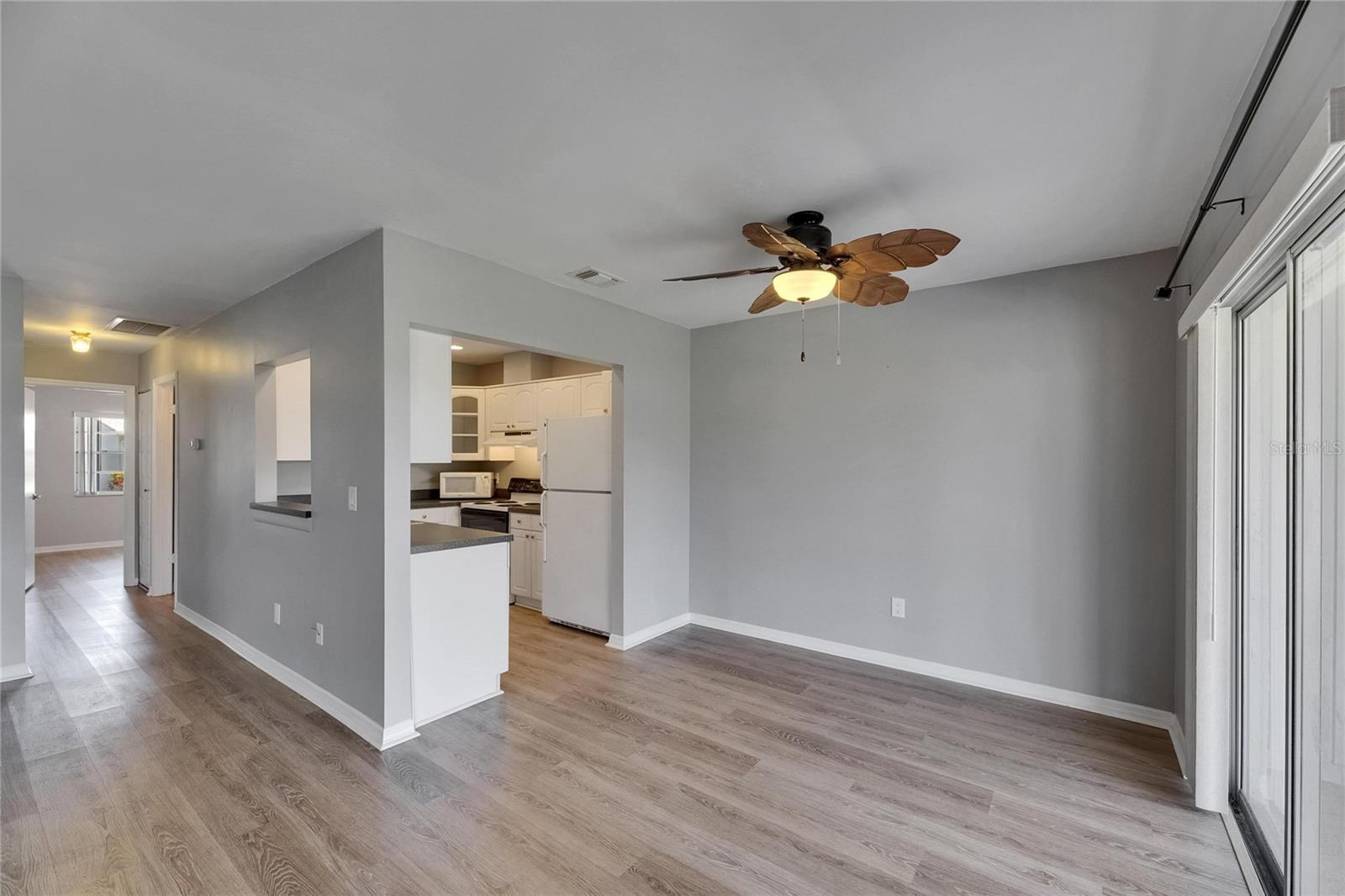 Image 18 of 48 For 2313 Grenoble Place 2313