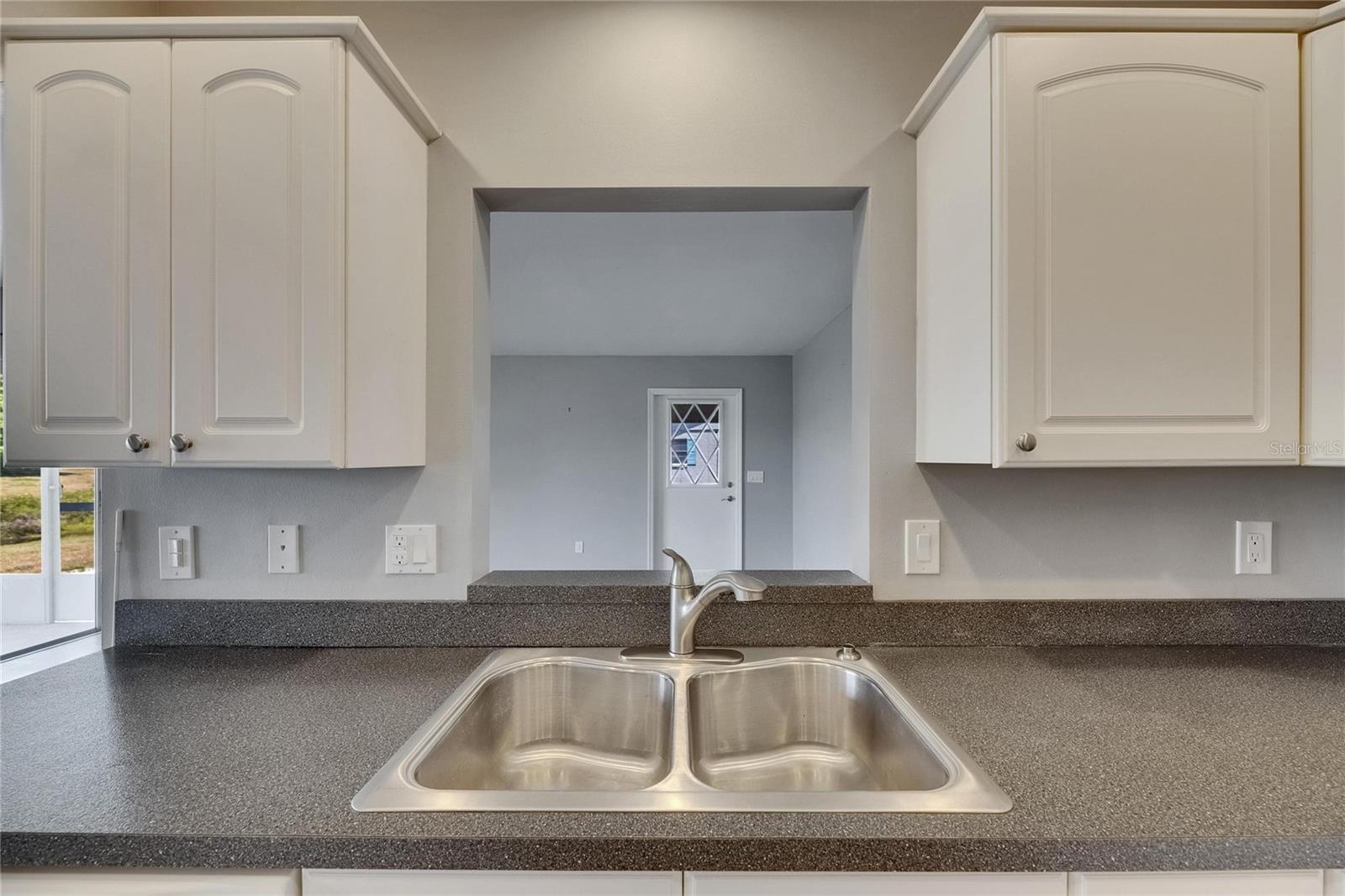 Image 26 of 48 For 2313 Grenoble Place 2313