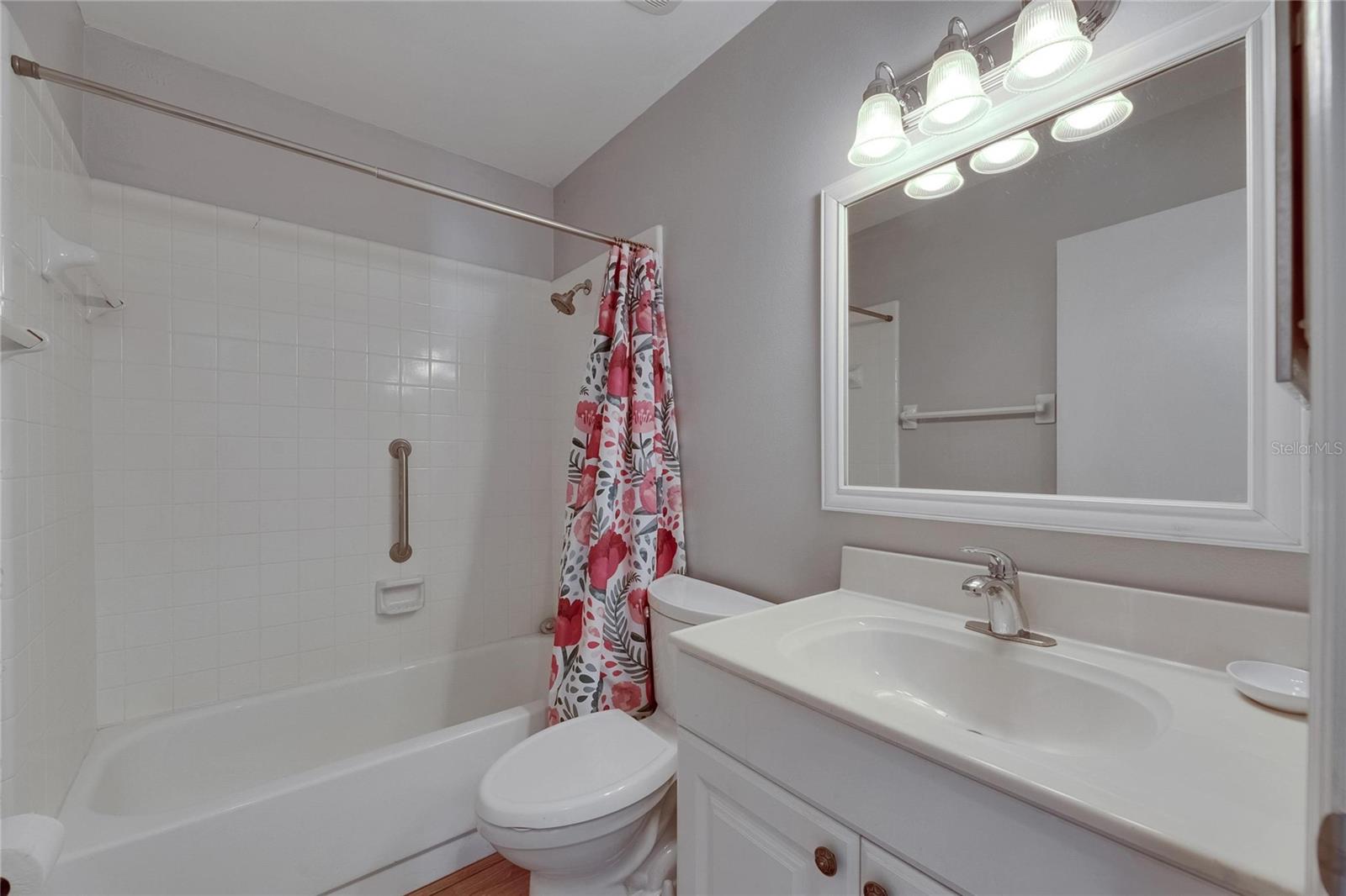 Image 27 of 48 For 2313 Grenoble Place 2313