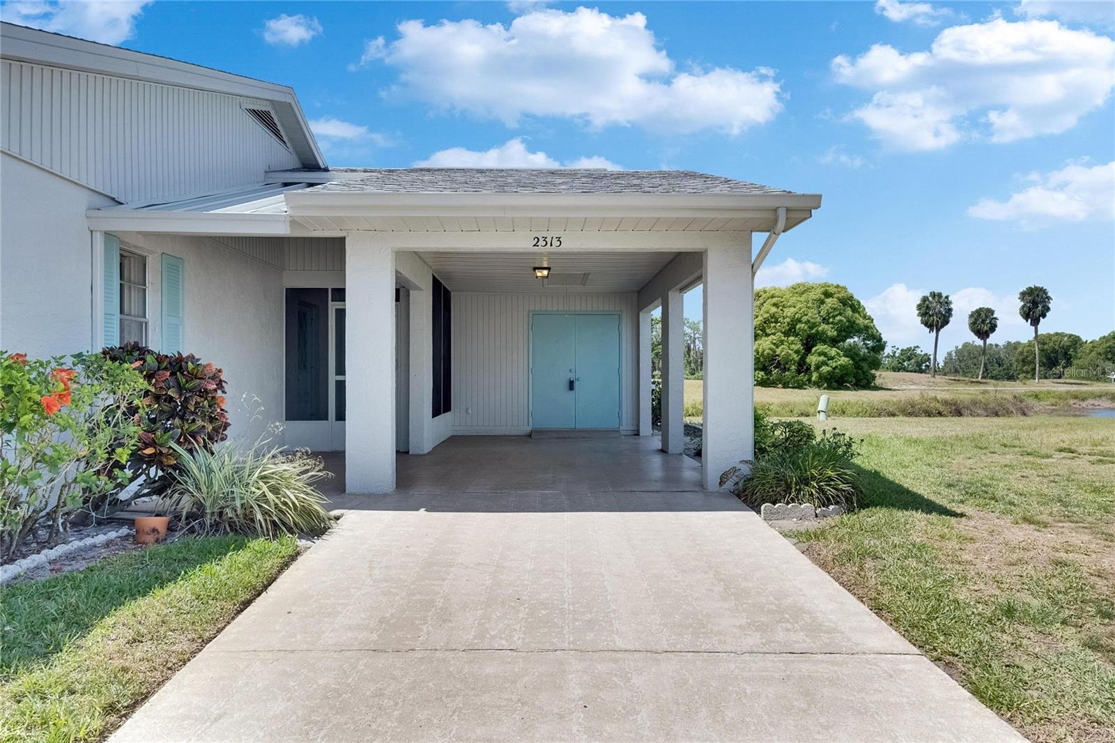 Image 4 of 48 For 2313 Grenoble Place 2313