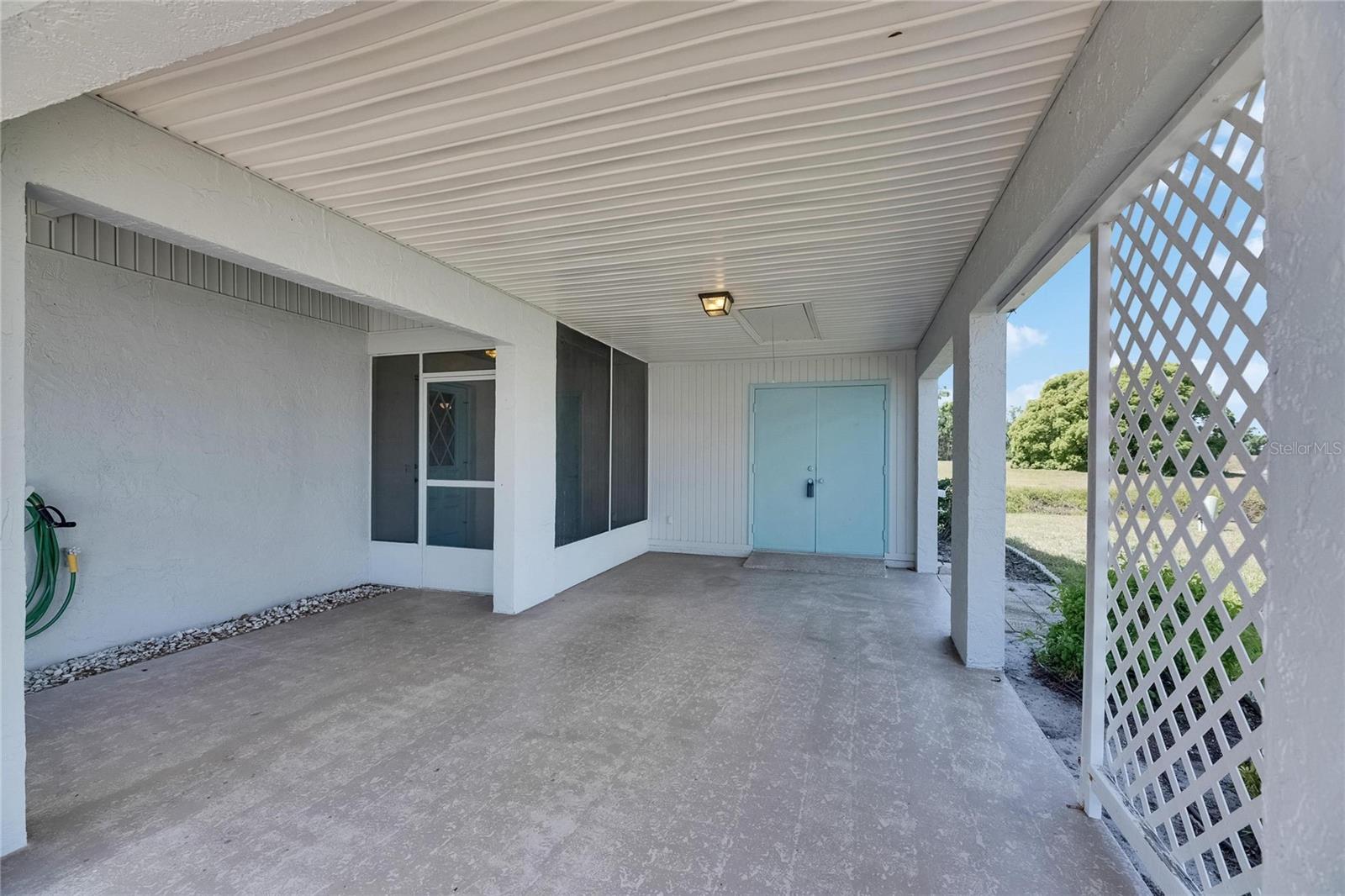 Image 5 of 48 For 2313 Grenoble Place 2313
