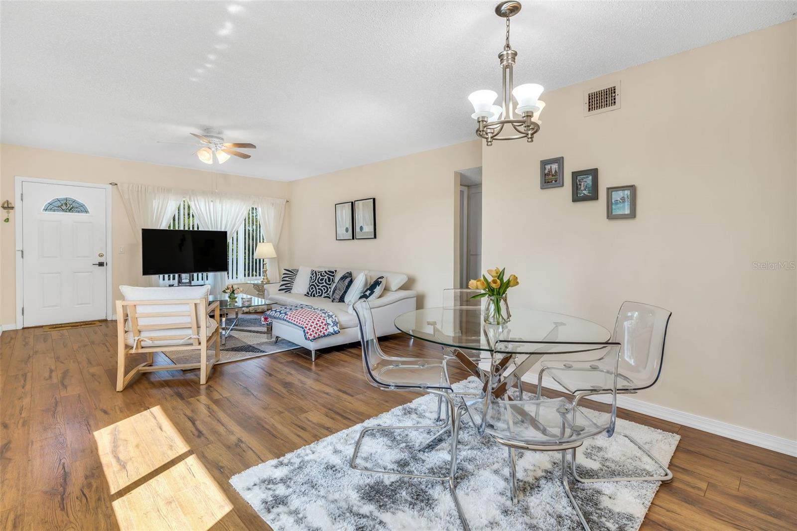 Image 8 of 29 For 2458 Columbia Dr E  84