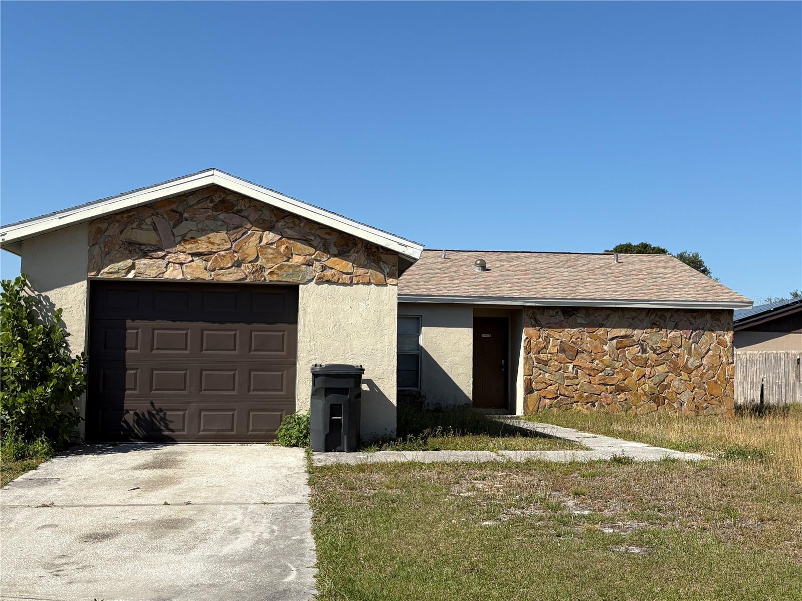 Details for 902 Pine Ridge Circle E, BRANDON, FL 33511