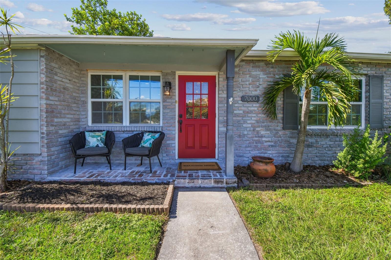 Image 11 of 61 For 7000 14th Street N