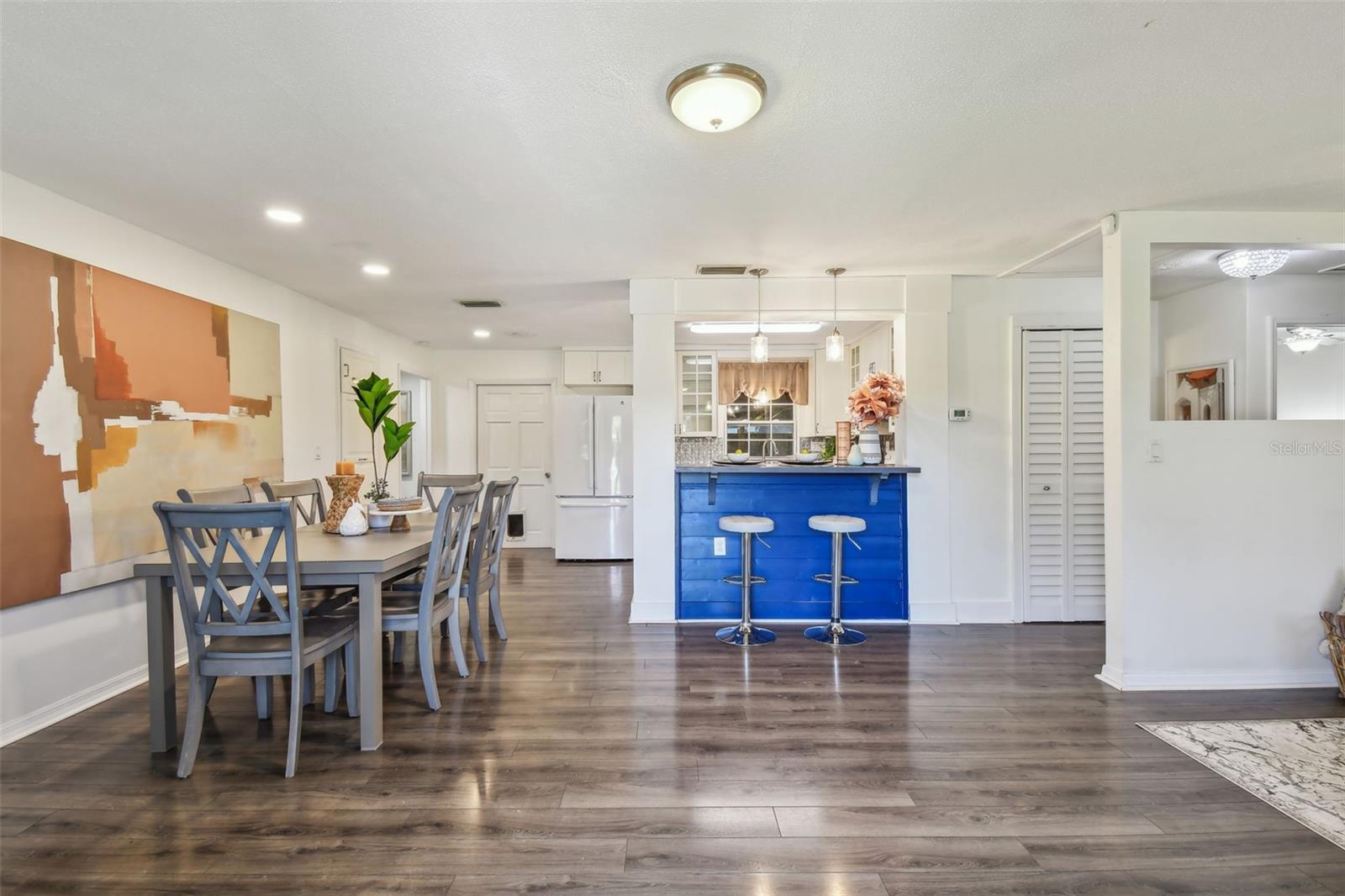Image 14 of 61 For 7000 14th Street N