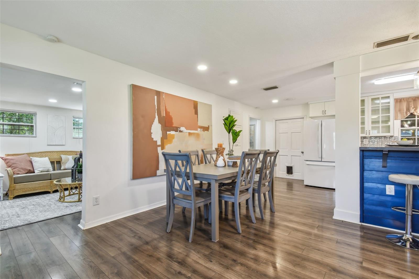 Image 19 of 61 For 7000 14th Street N