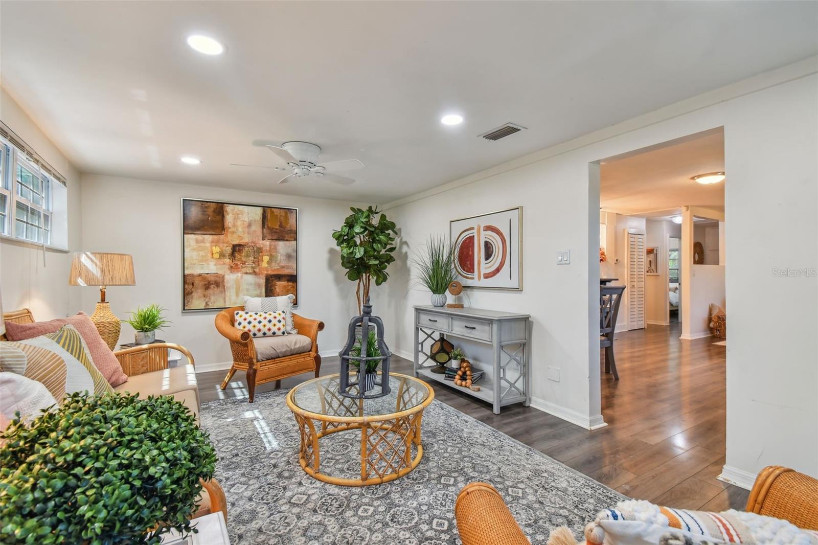 Image 23 of 61 For 7000 14th Street N