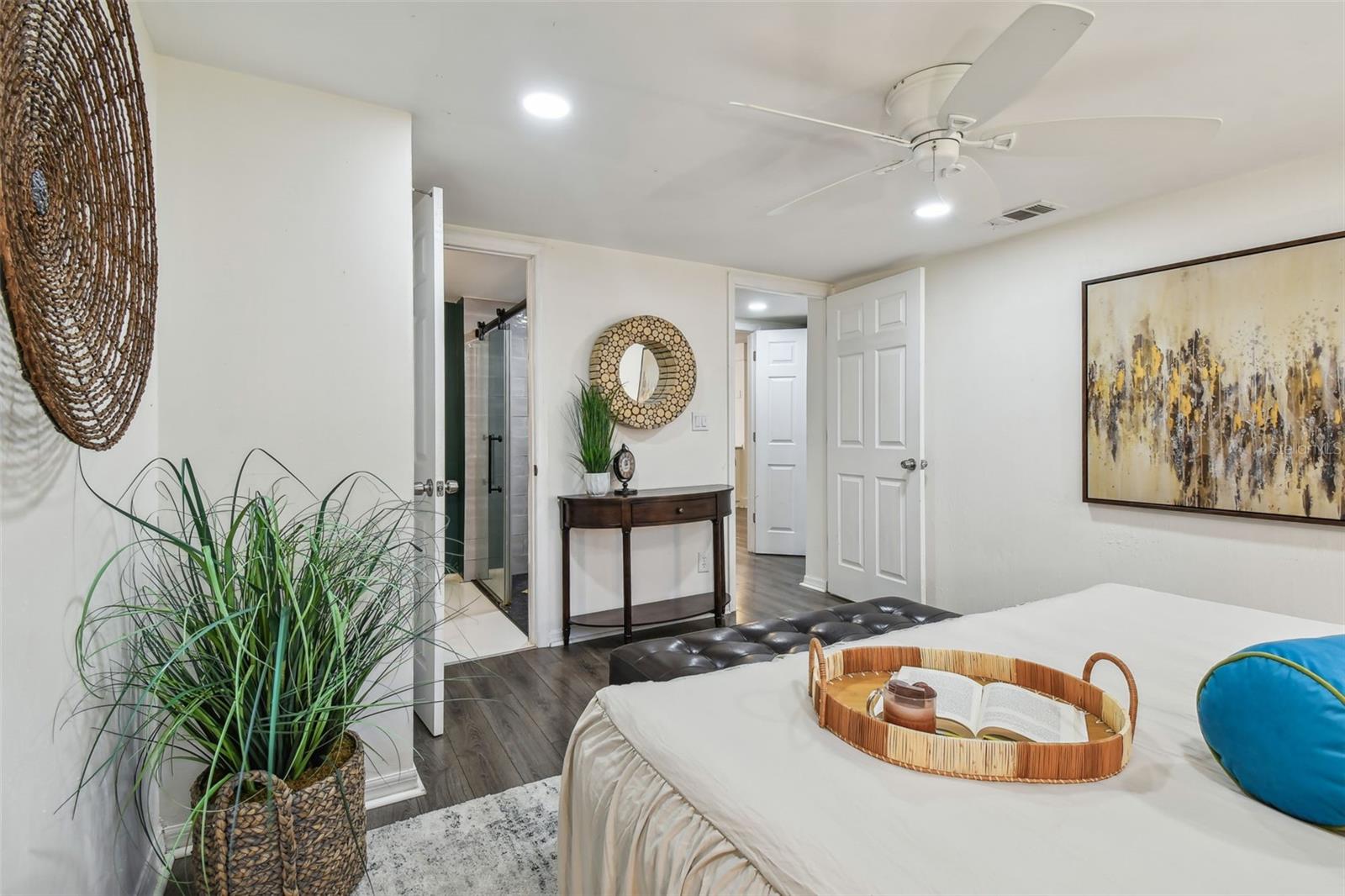 Image 40 of 61 For 7000 14th Street N