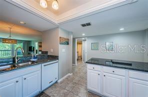 Image 9 of 46 For 1806 Mariner Dr  112