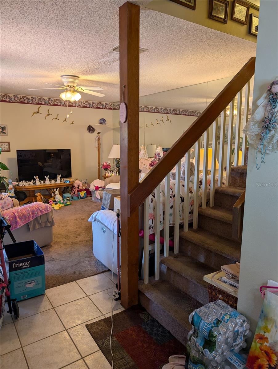 Image 9 of 26 For 8119 Oak Trace Way C