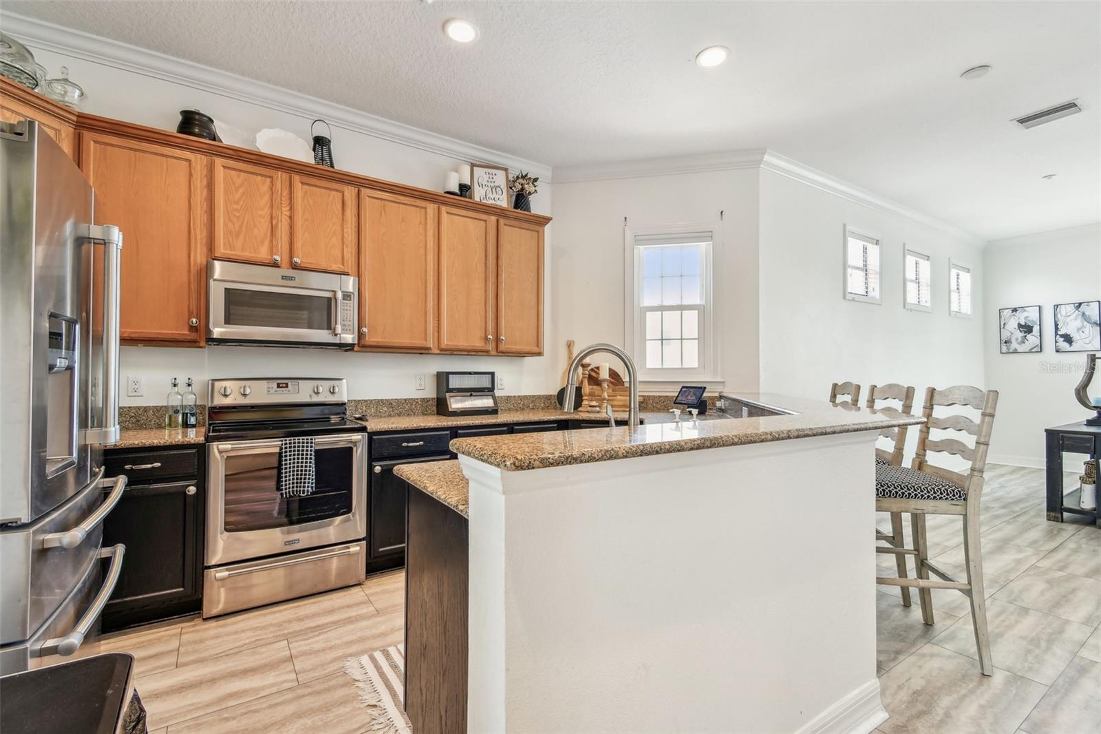 Image 24 of 63 For 6412 Mayra Shores Lane