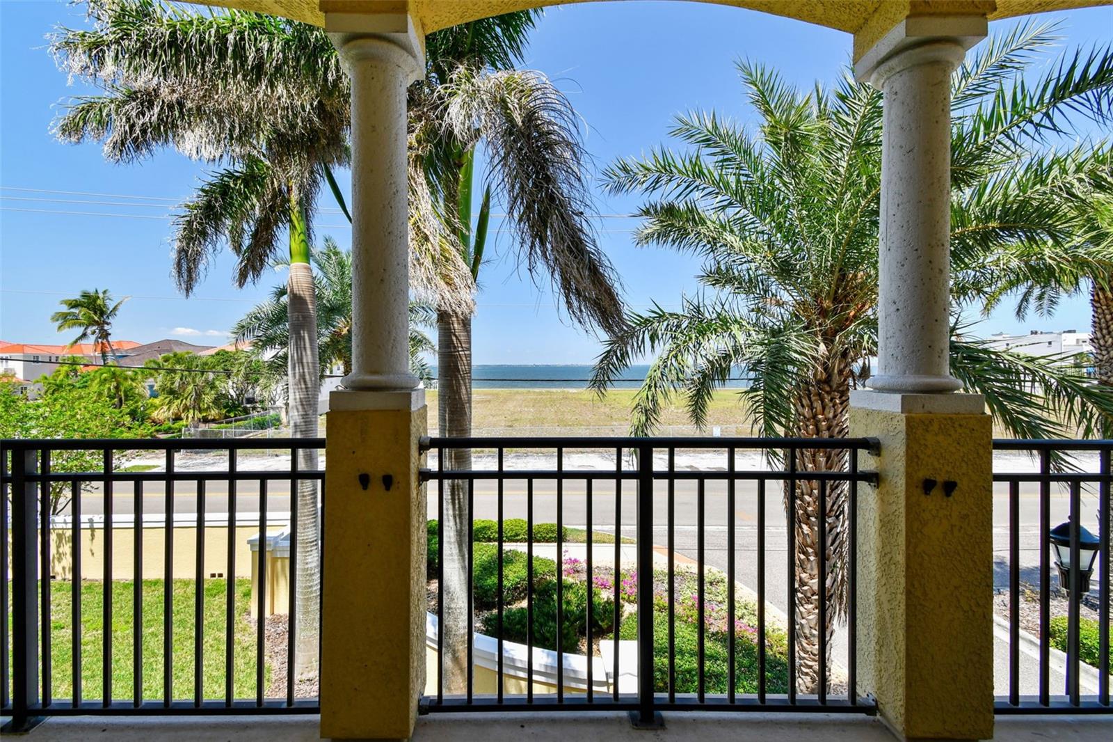 Image 36 of 63 For 6412 Mayra Shores Lane