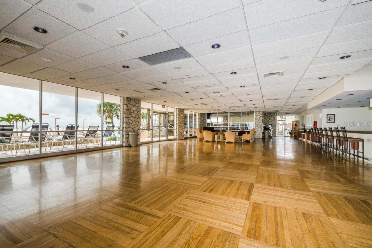 Image 22 of 24 For 17900 Gulf Boulevard 13e