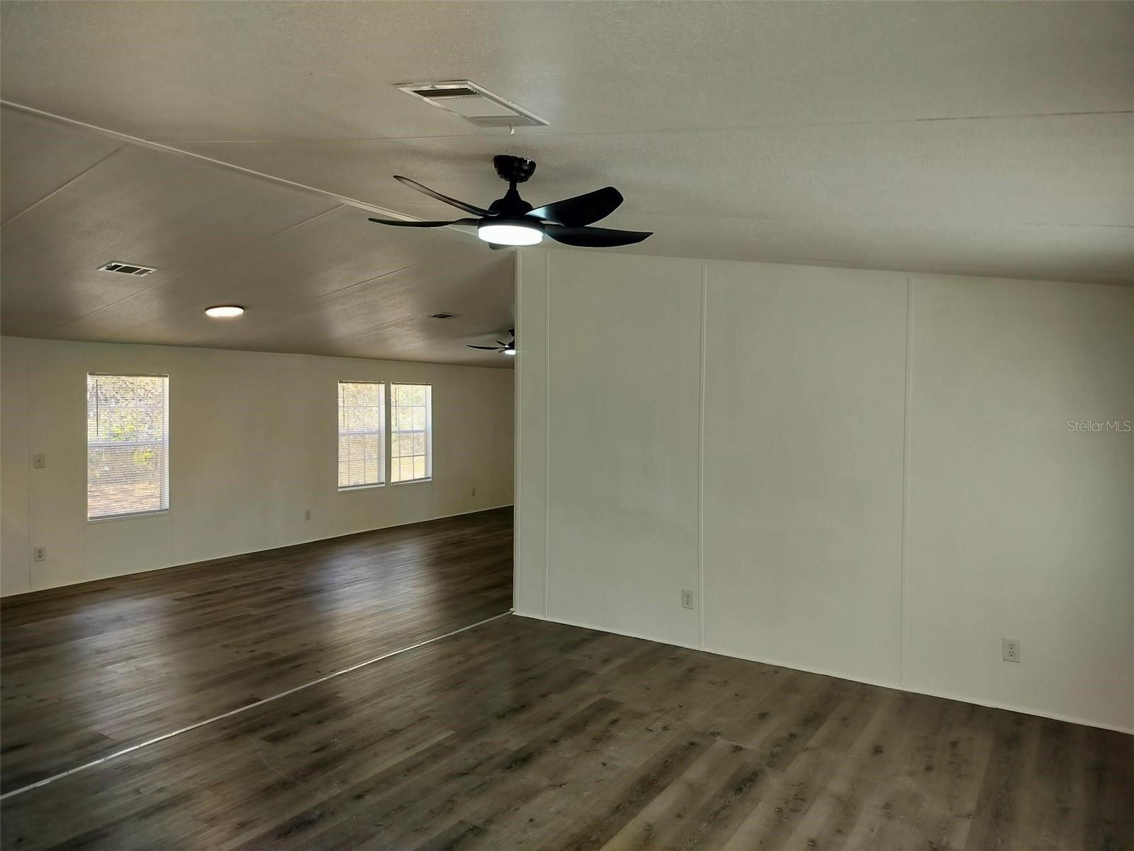 Image 4 of 17 For 4102 Fox Ridge Boulevard