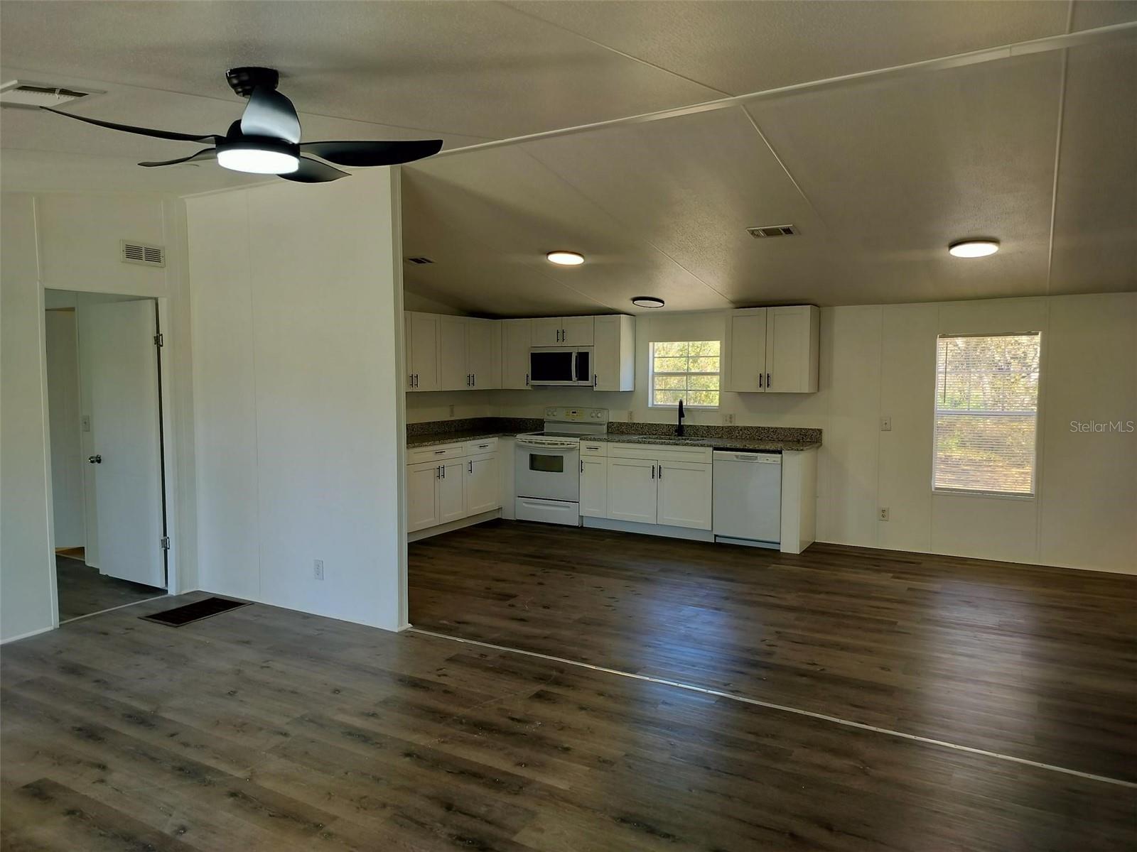 Image 8 of 17 For 4102 Fox Ridge Boulevard