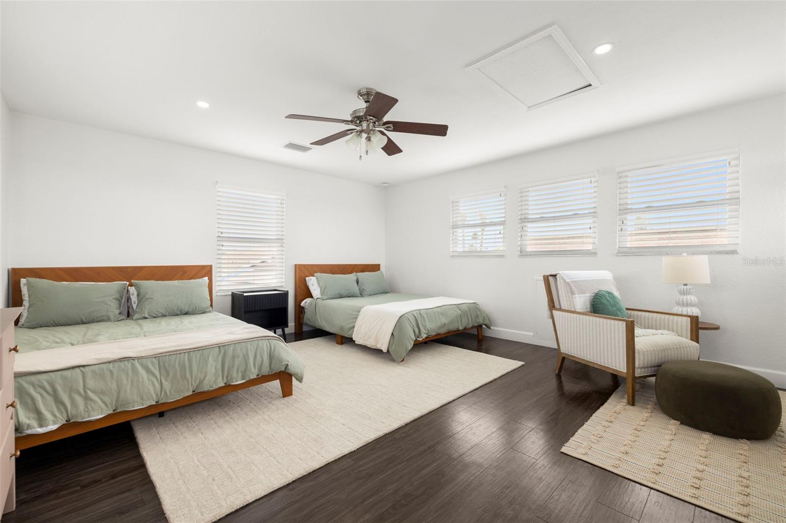 Image 12 of 43 For 247 126th Avenue