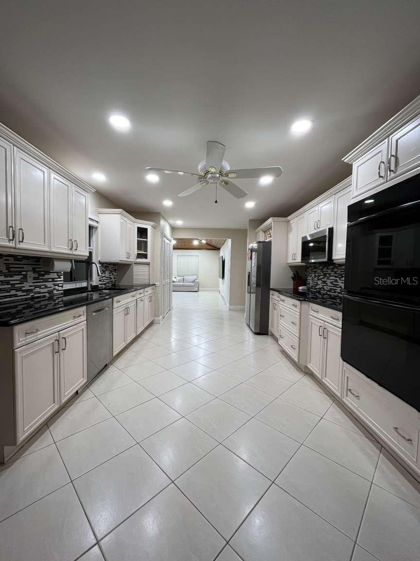 Image 6 of 13 For 2527 Deer Creek Lakes Drive