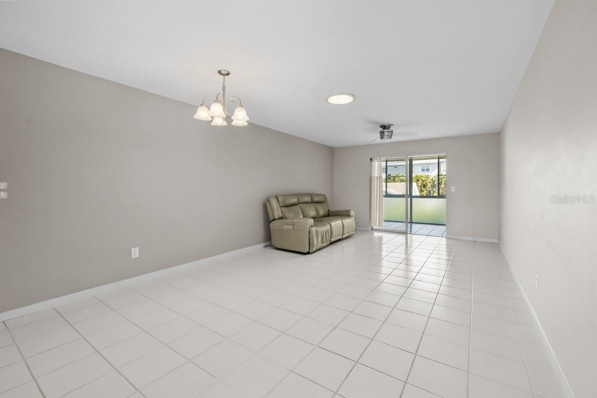 Image 6 of 16 For 500 Glennes Lane 205