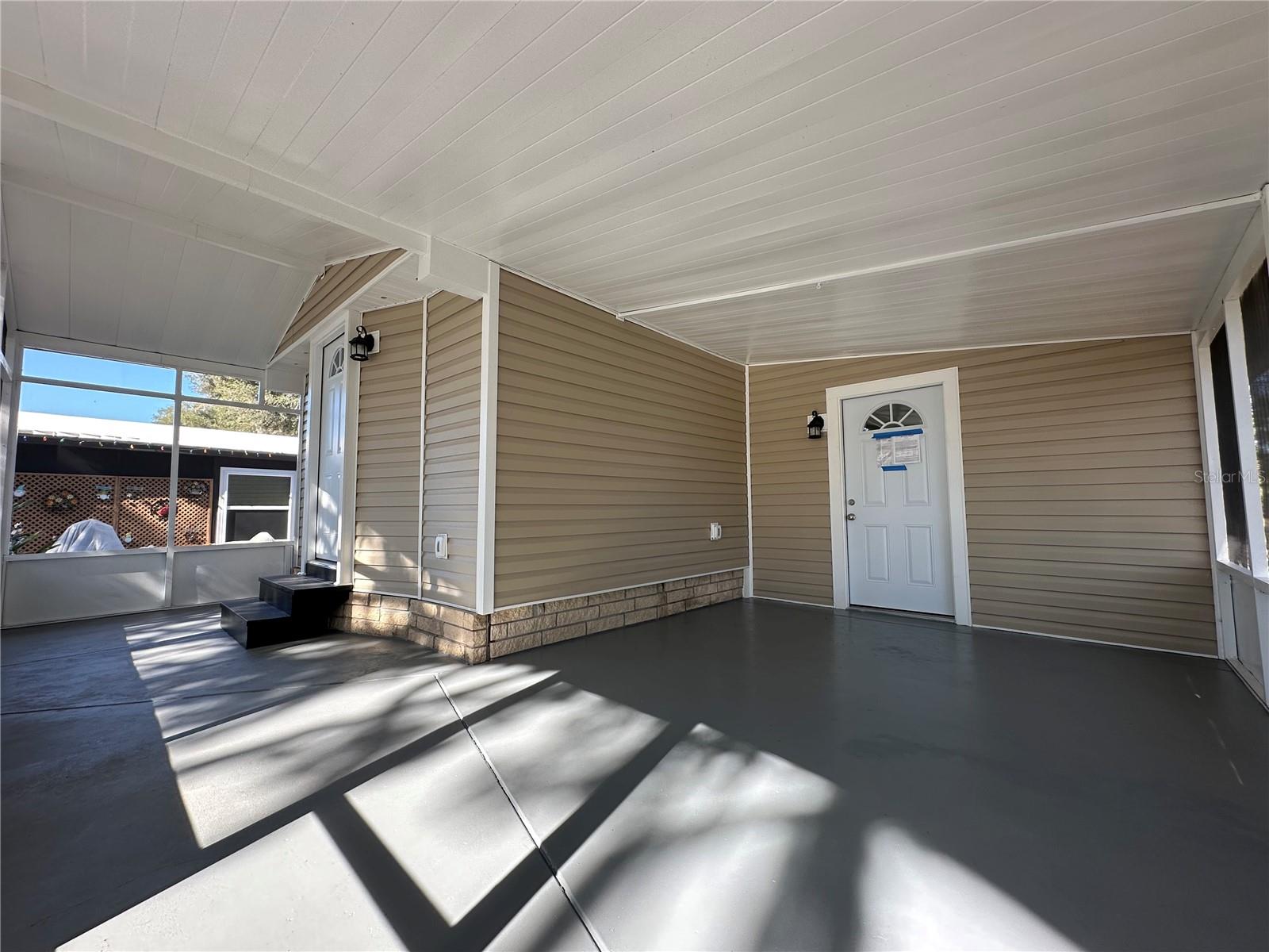 Image 11 of 59 For 34141 Tree Lake Drive