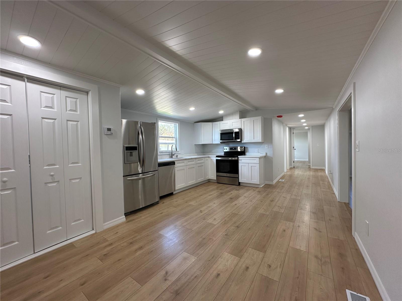 Image 15 of 59 For 34141 Tree Lake Drive