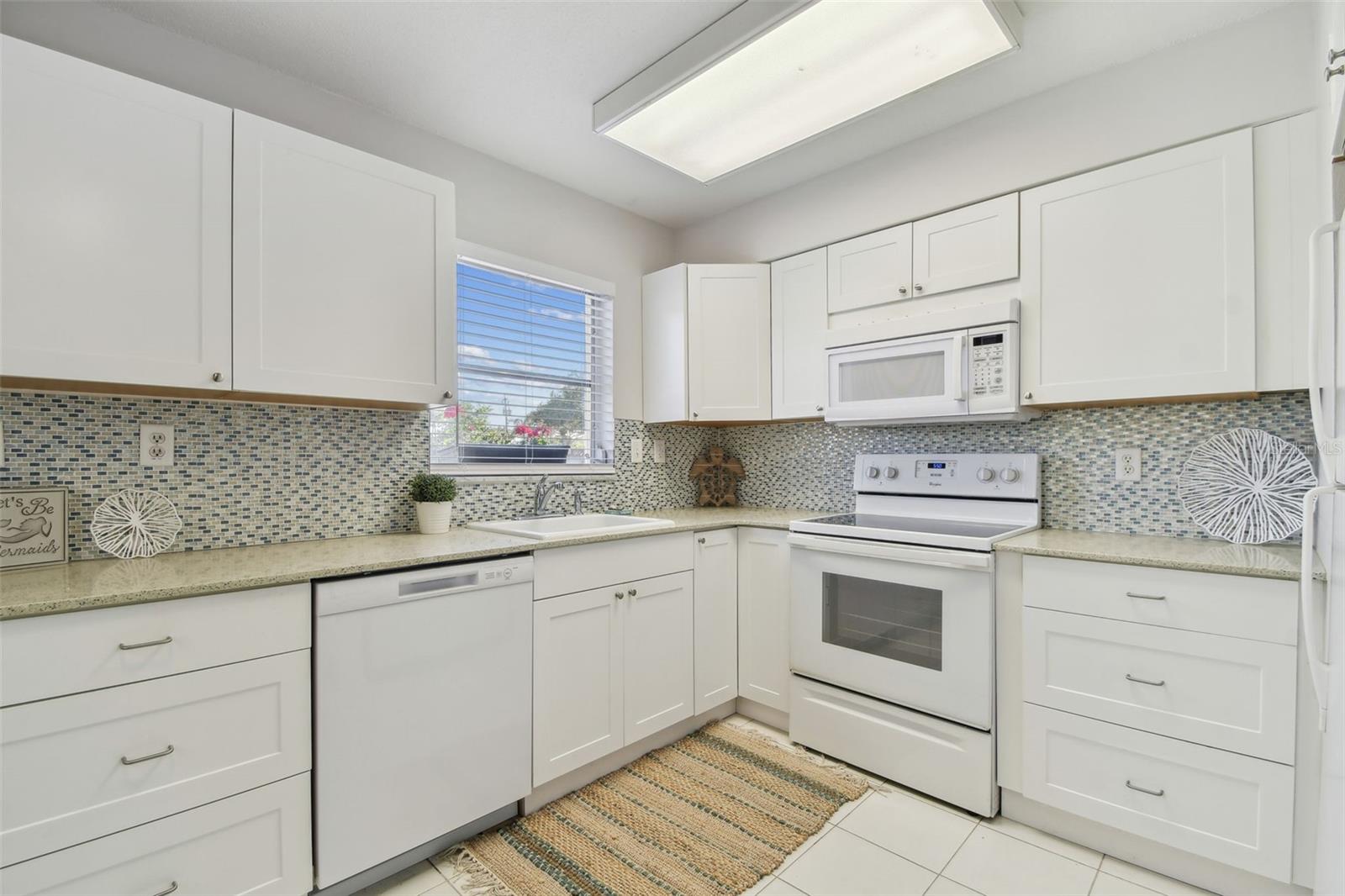 Image 2 of 48 For 854 Sky Loch Drive N